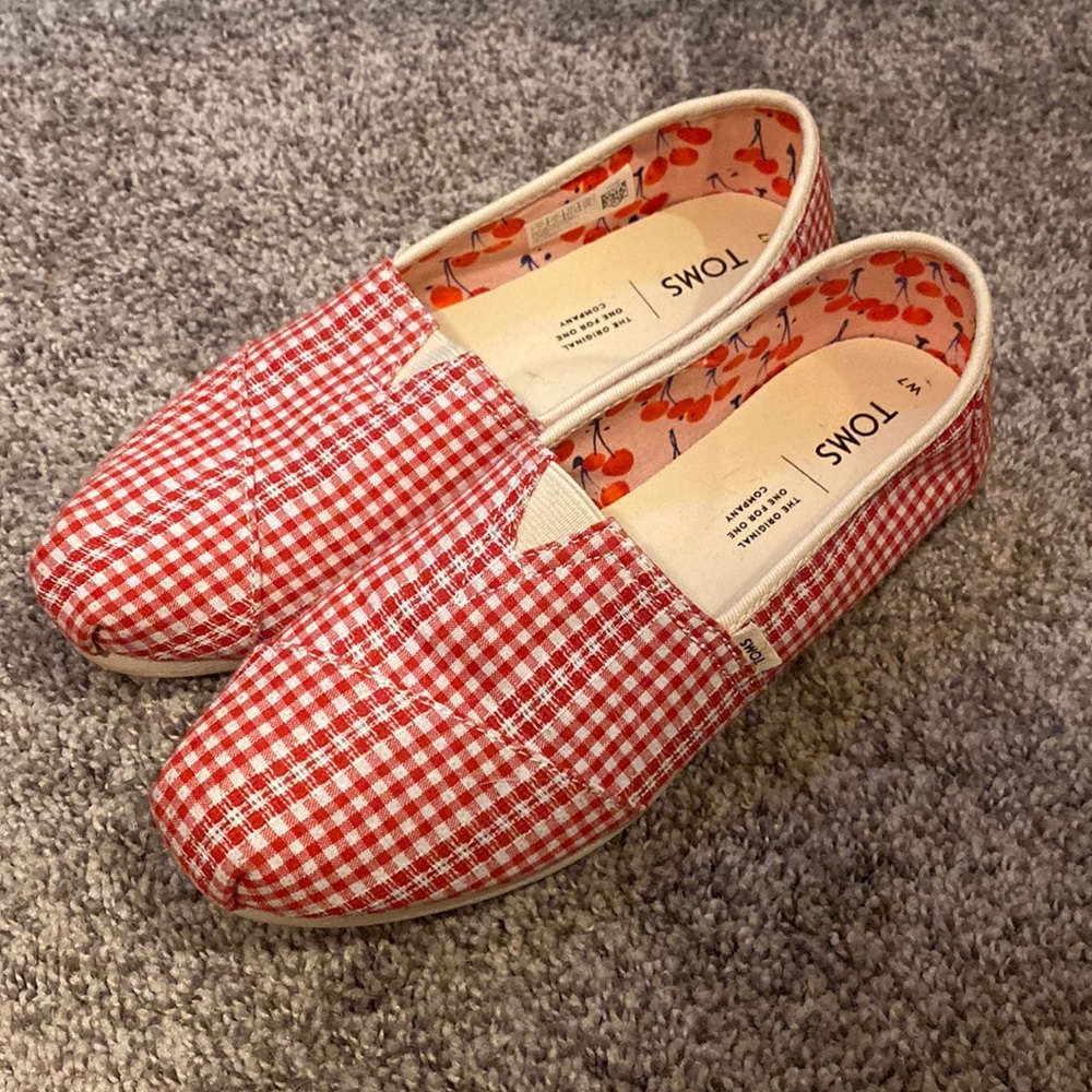CHERRY PLAID TOMS SLIP ONA